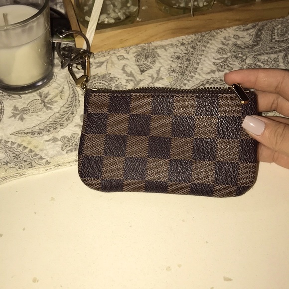 Chain wallet - Picture 1 of 1